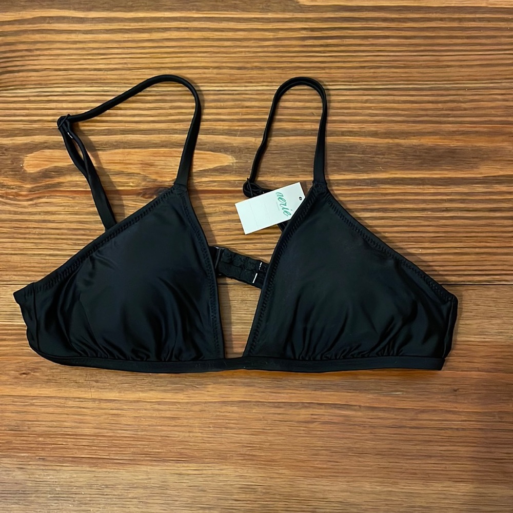 Black bikini top